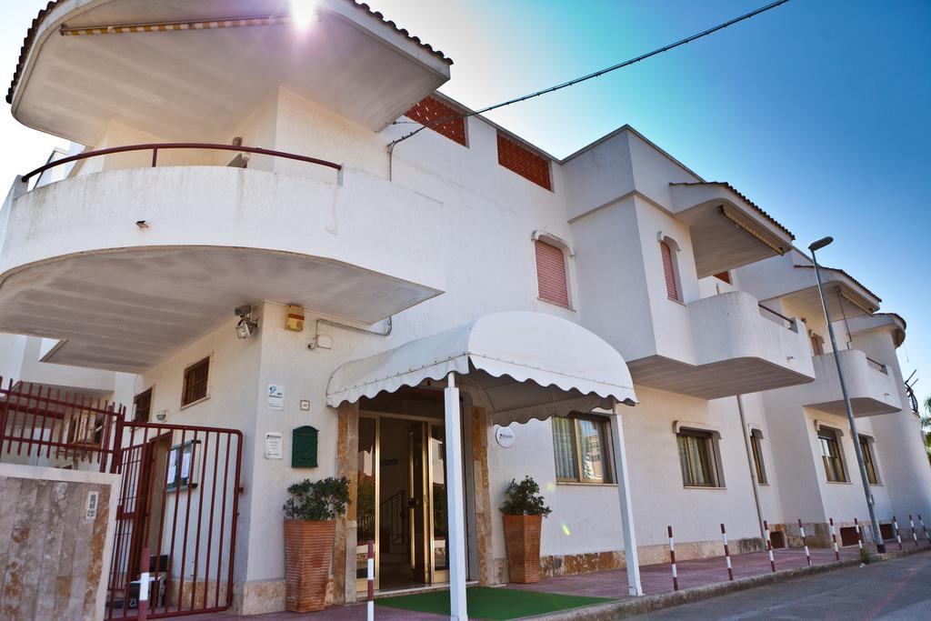 Residence Atlante Лепорано Экстерьер фото