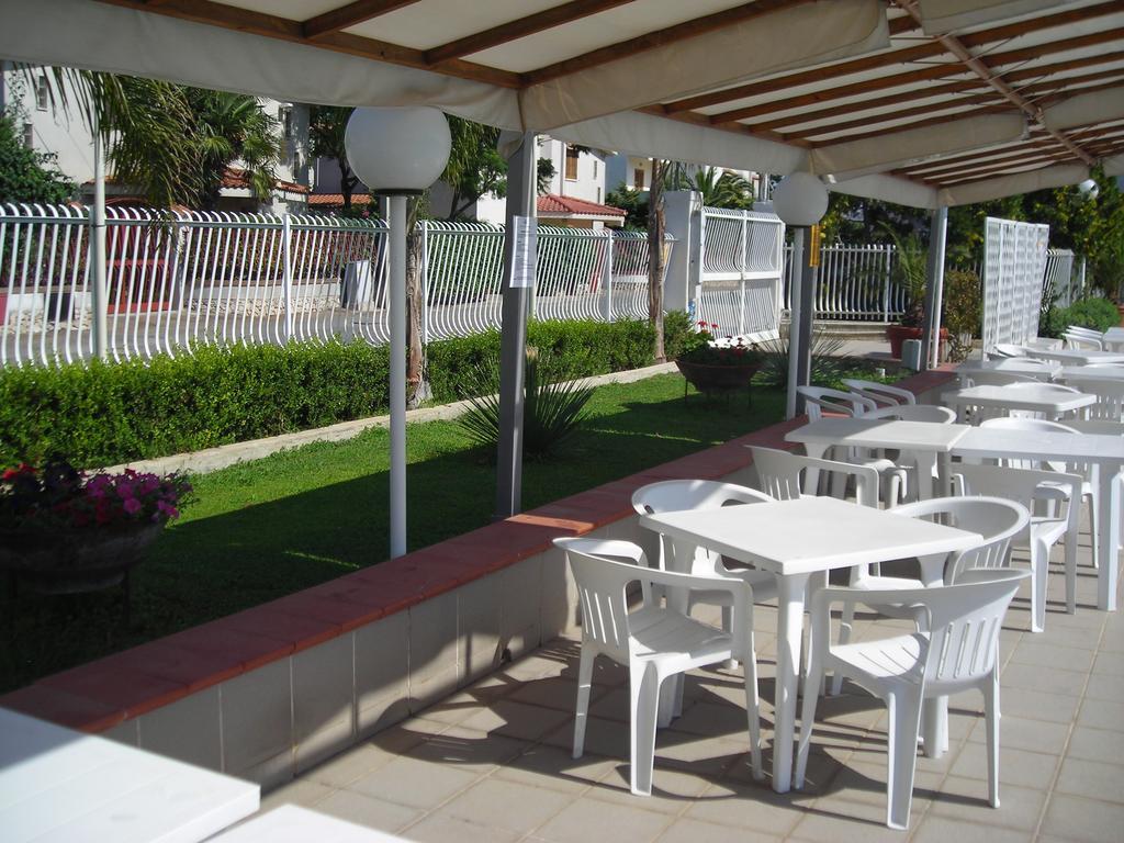Residence Atlante Лепорано Экстерьер фото